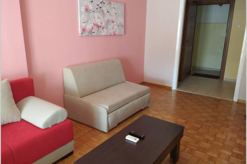 Debby'S Central Apartment Cavala Exterior foto