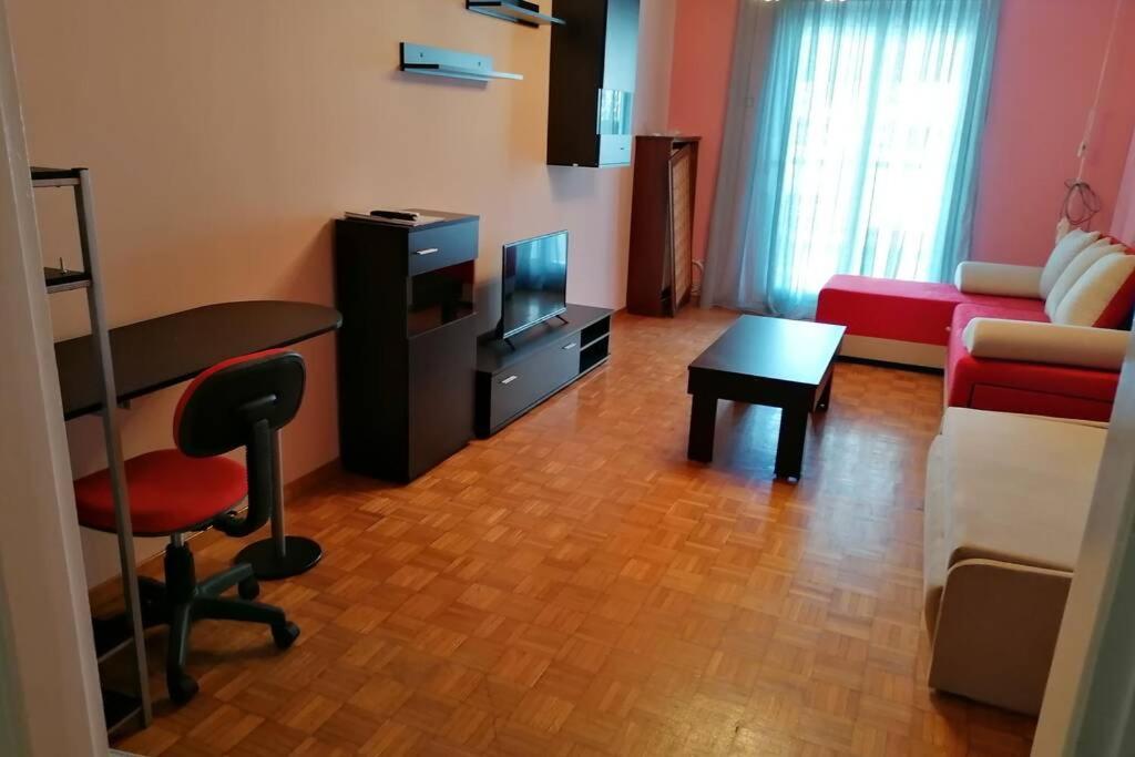 Debby'S Central Apartment Cavala Exterior foto