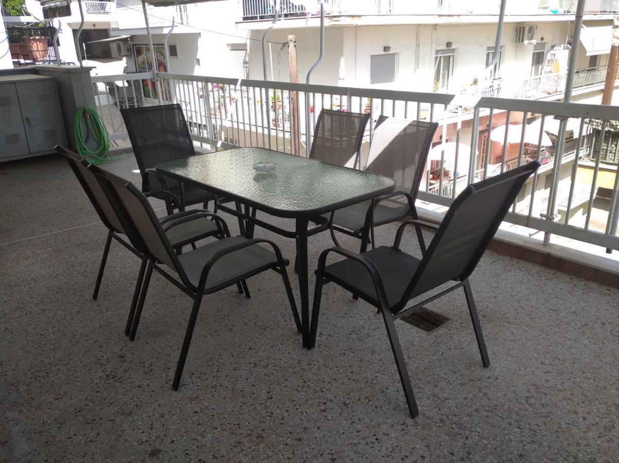 Debby'S Central Apartment Cavala Exterior foto