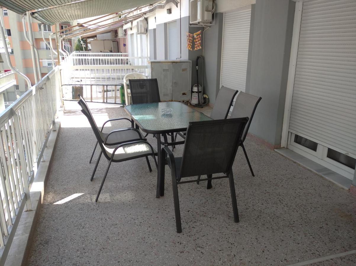 Debby'S Central Apartment Cavala Exterior foto